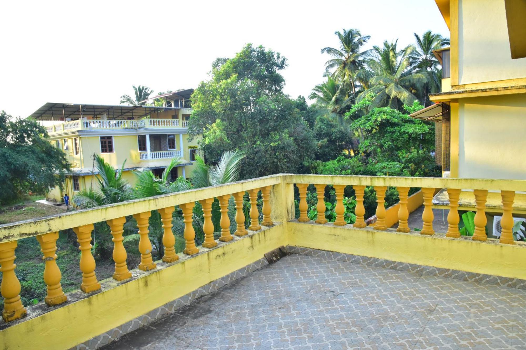 Field Stone -3 Bhk Duplex Villa Talaulim Luaran gambar